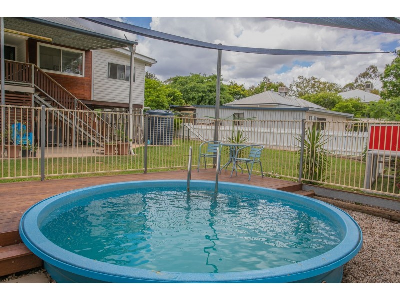 35 Davis Street, Chinchilla QLD 4413