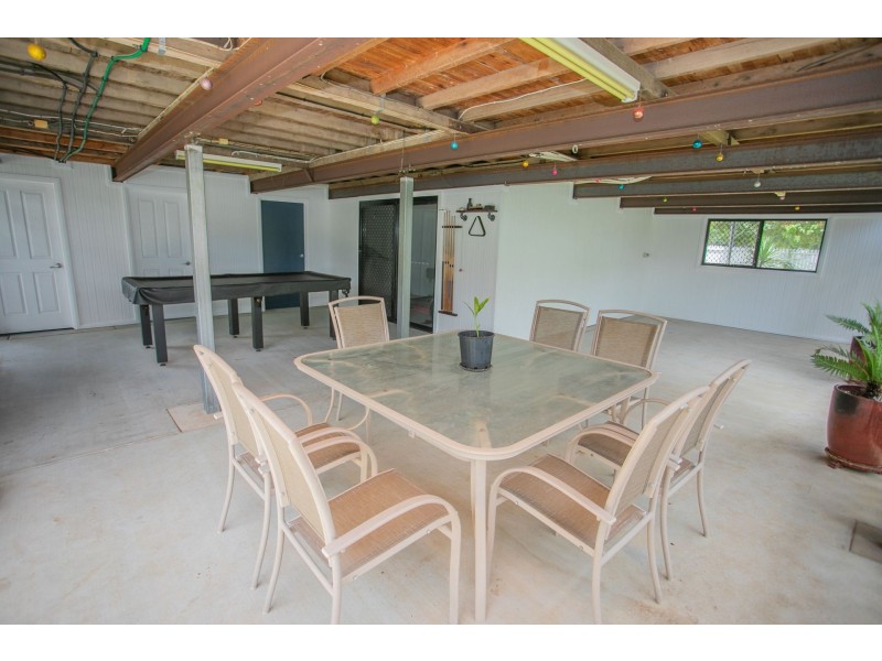 35 Davis Street, Chinchilla QLD 4413