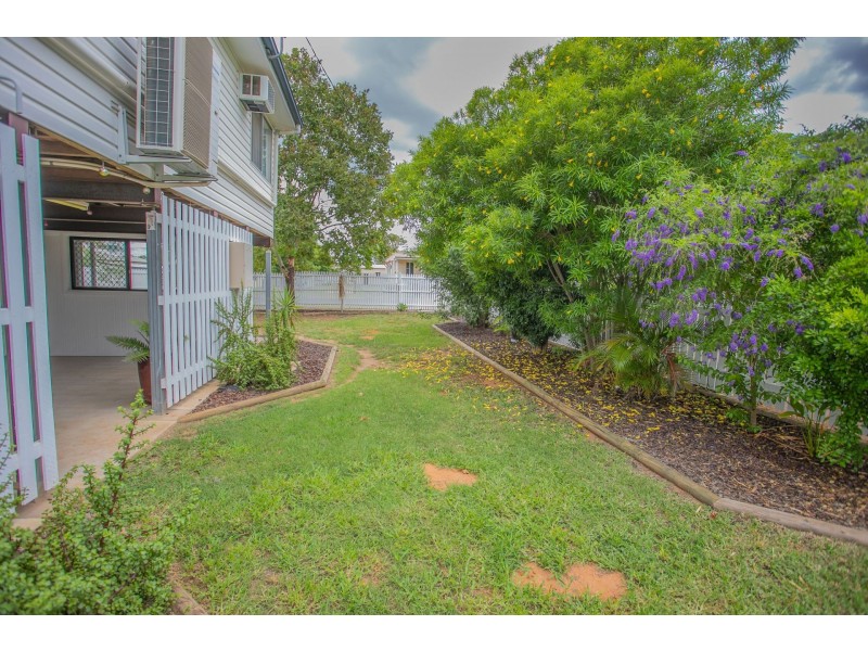 35 Davis Street, Chinchilla QLD 4413