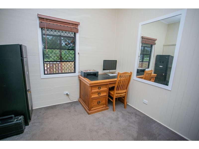 35 Davis Street, Chinchilla QLD 4413