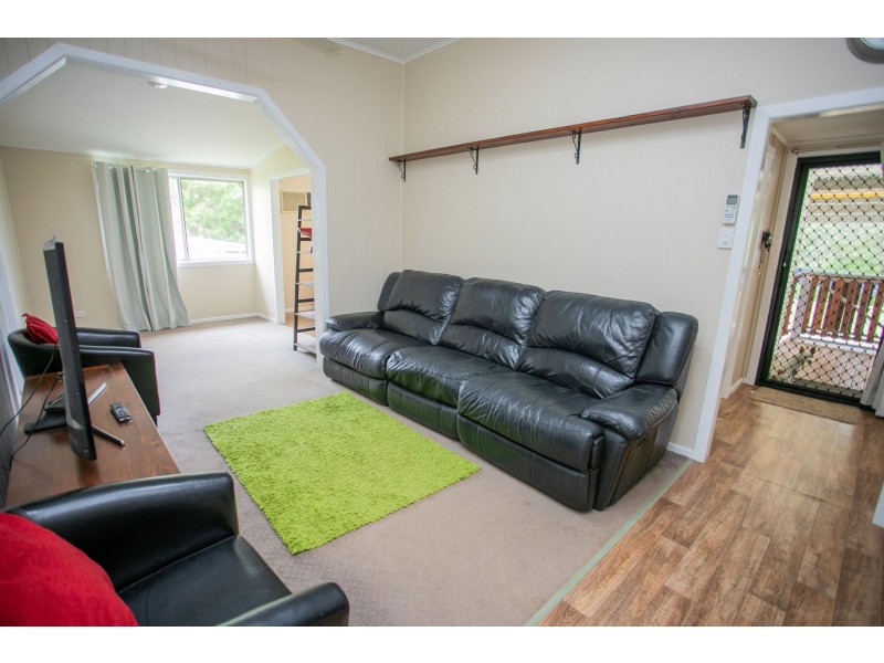 35 Davis Street, Chinchilla QLD 4413