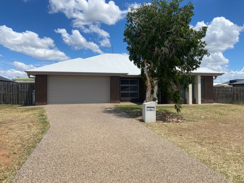 5 Freeman Close, Chinchilla QLD 4413