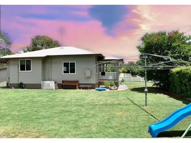 1 Evans Street, Chinchilla QLD 4413