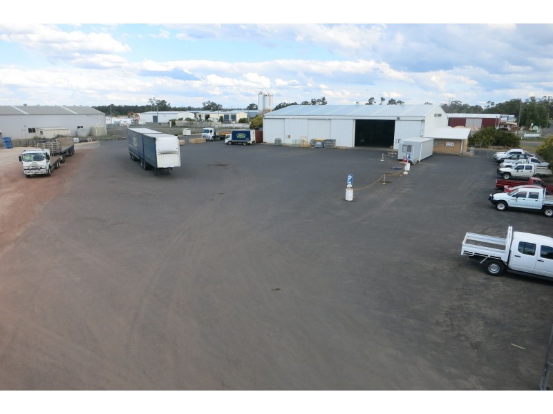 17 – 27 Cooper St, Chinchilla QLD 4413