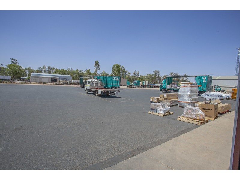 17 – 27 Cooper St, Chinchilla QLD 4413