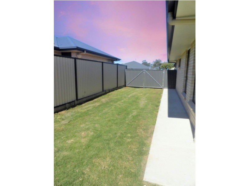 11 Gower Street, Chinchilla QLD 4413