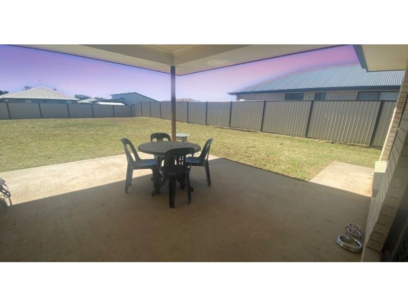 11 Gower Street, Chinchilla QLD 4413