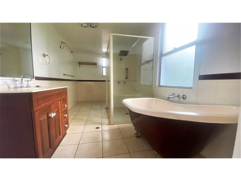 36 Heeney Street, Chinchilla QLD 4413