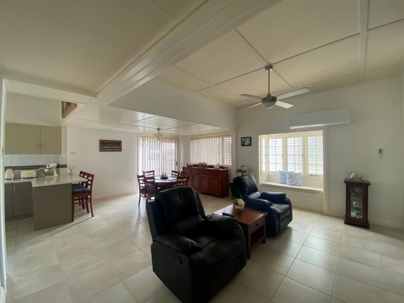 64 Hypatia Street, Chinchilla QLD 4413