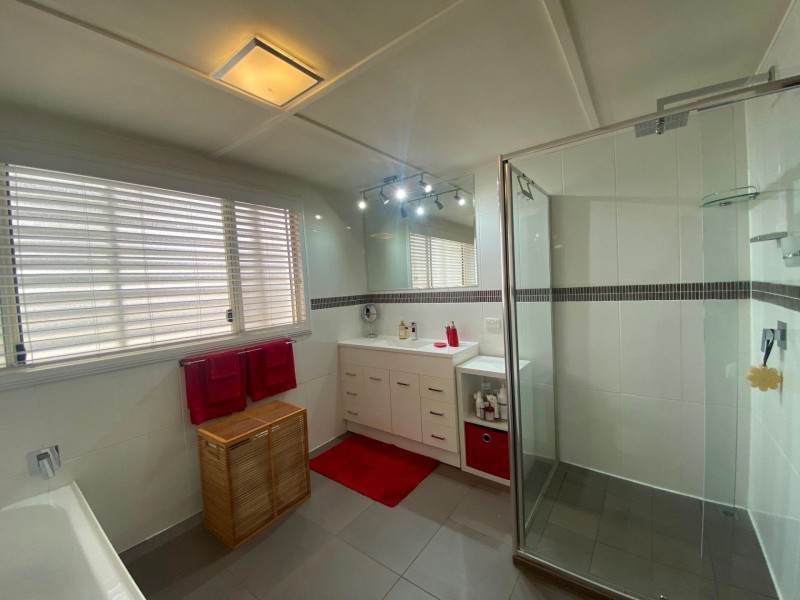 64 Hypatia Street, Chinchilla QLD 4413