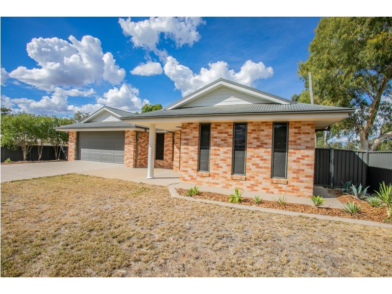 61 Price St, Chinchilla QLD 4413
