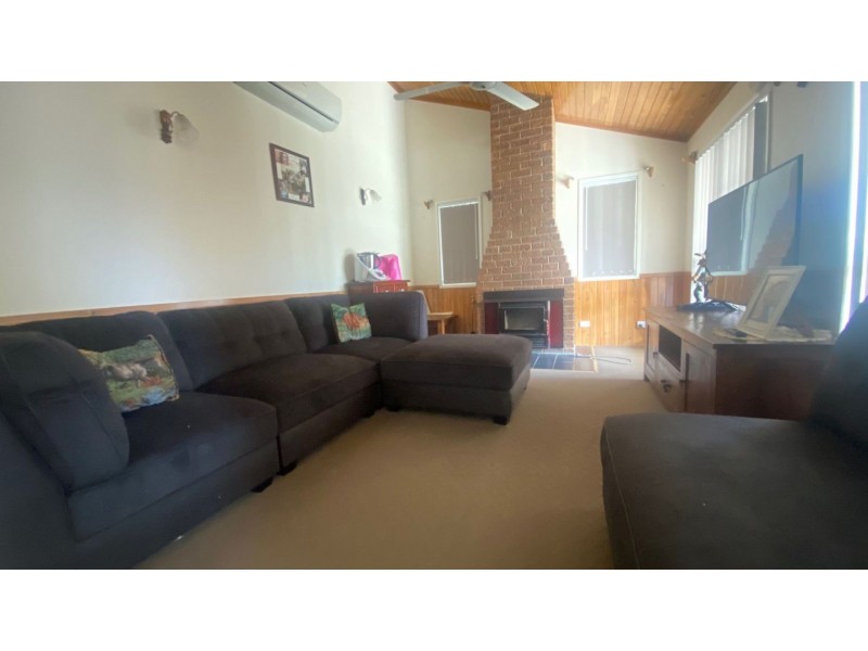 63 Kurtz Street, Chinchilla QLD 4413