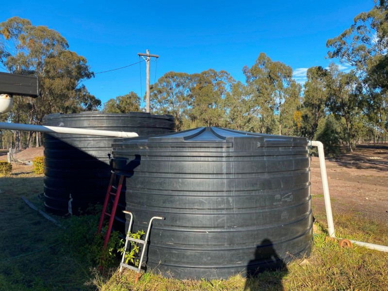 261 Kookaburra Drive, Tara QLD 4421