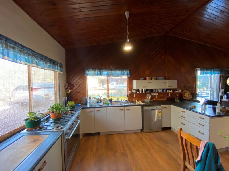 250 Kookaburra Drive, Tara QLD 4421