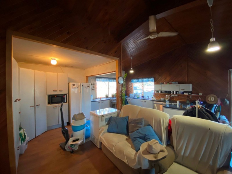 250 Kookaburra Drive, Tara QLD 4421