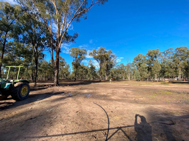 250 Kookaburra Drive, Tara QLD 4421