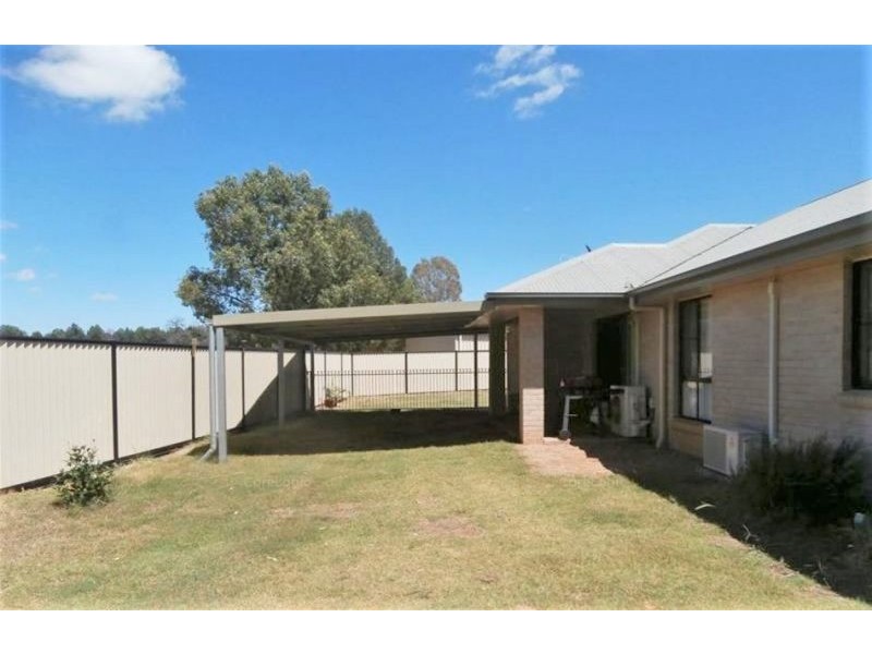 21 Skewis Street, Chinchilla QLD 4413