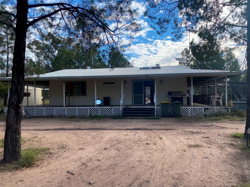 202 West Valley Road, Tara QLD 4421