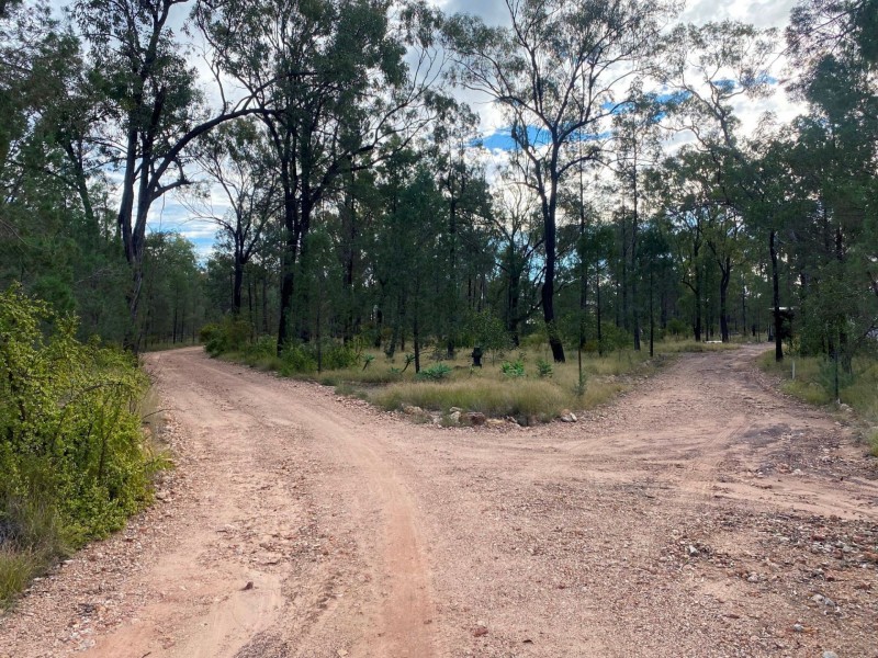 202 West Valley Road, Tara QLD 4421