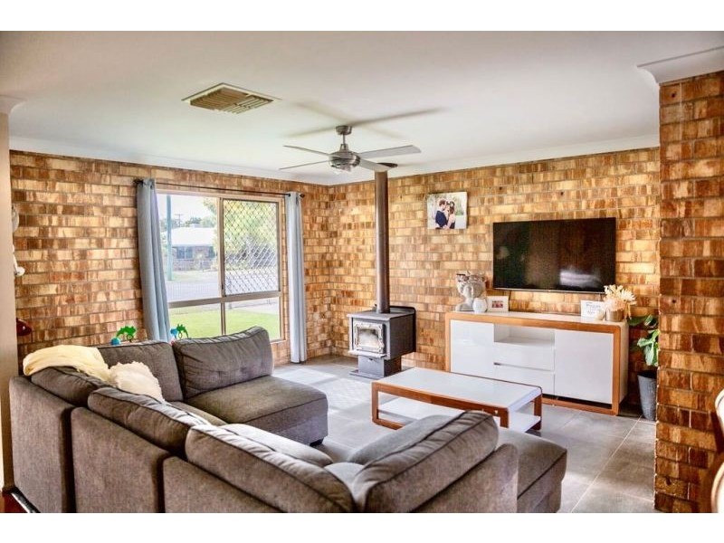 6 Beasley Street, Chinchilla QLD 4413