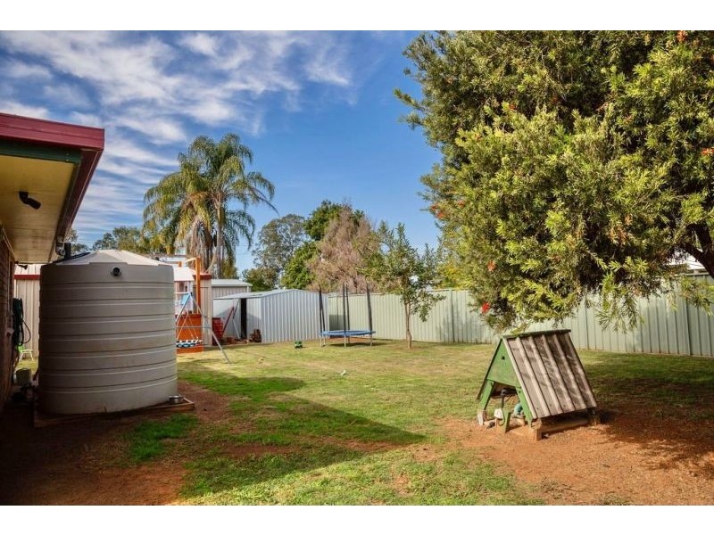 6 Beasley Street, Chinchilla QLD 4413