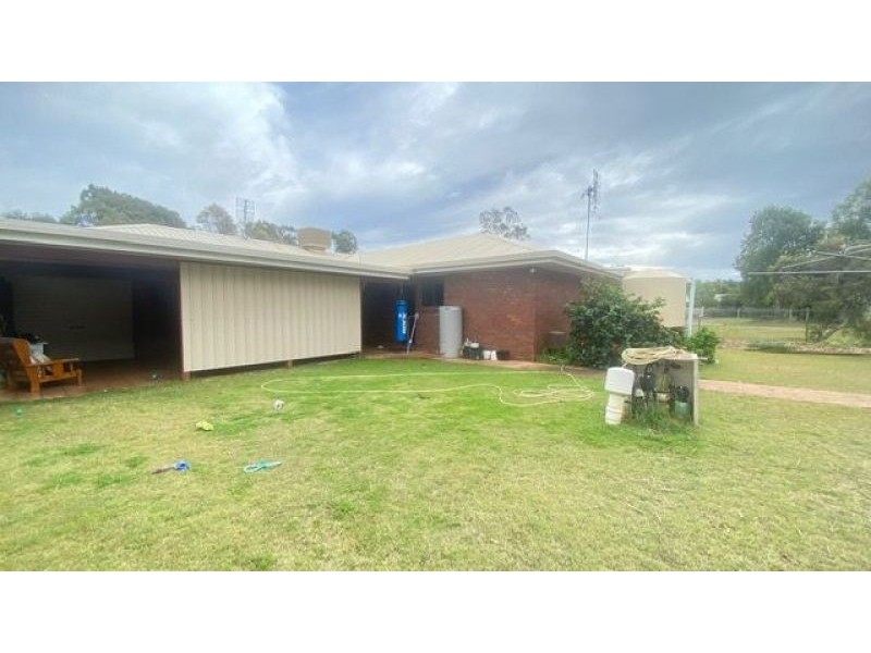 43 Mackie Street, Chinchilla QLD 4413