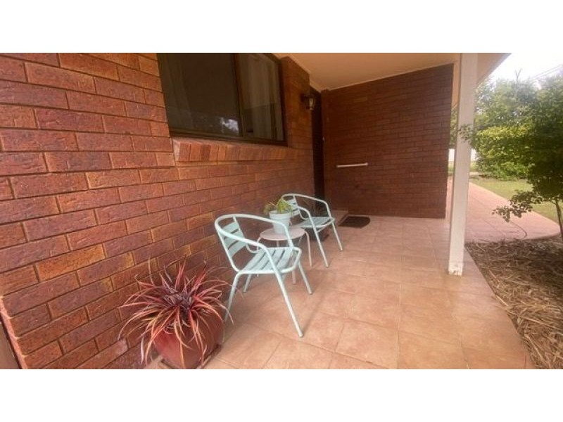 43 Mackie Street, Chinchilla QLD 4413