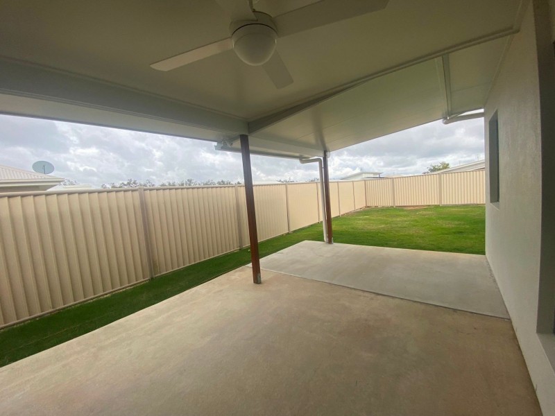 1/12 Ellem Drive, Chinchilla QLD 4413
