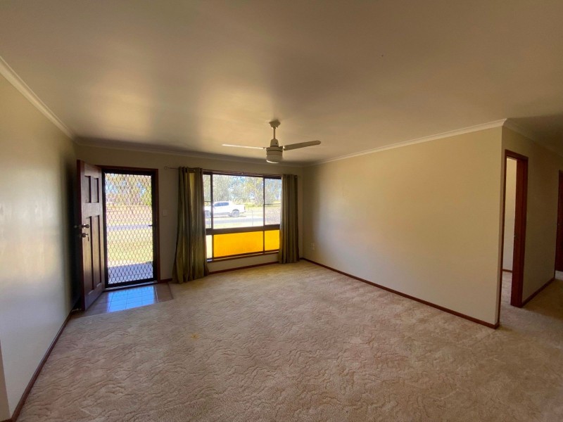 30 Beutel St, Chinchilla QLD 4413