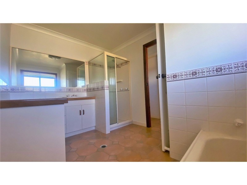 35A Atkins Street, Chinchilla QLD 4413