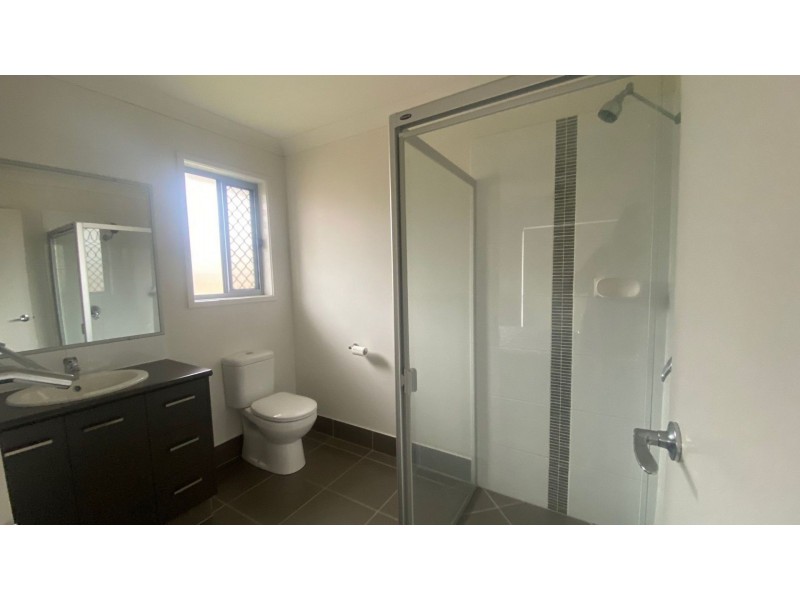 17 Gleeson Street, Chinchilla QLD 4413