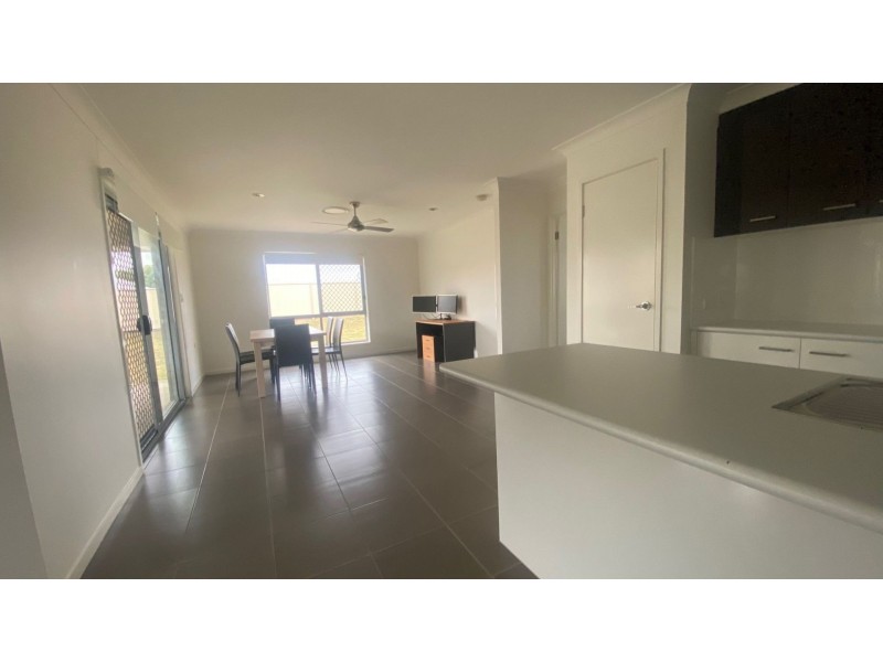 17 Gleeson Street, Chinchilla QLD 4413