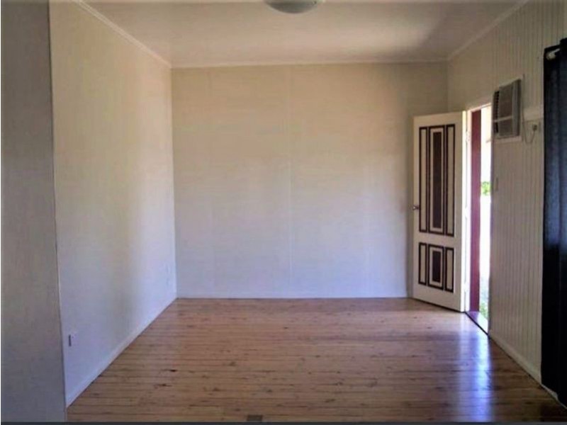 1, 2, 3 & 4/13 Wood Street, Chinchilla QLD 4413