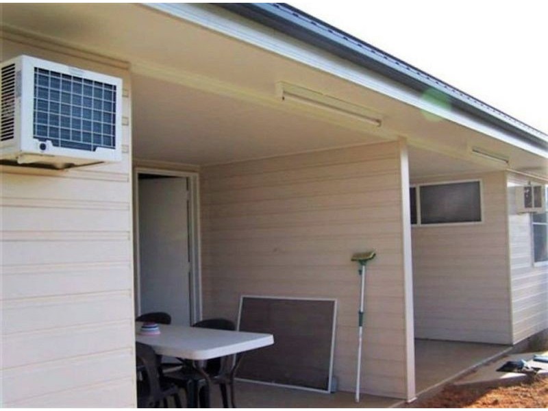 1, 2, 3 & 4/13 Wood Street, Chinchilla QLD 4413