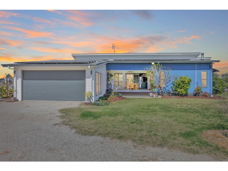 143 Ainsworth Street, Chinchilla QLD 4413