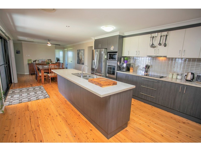 143 Ainsworth Street, Chinchilla QLD 4413