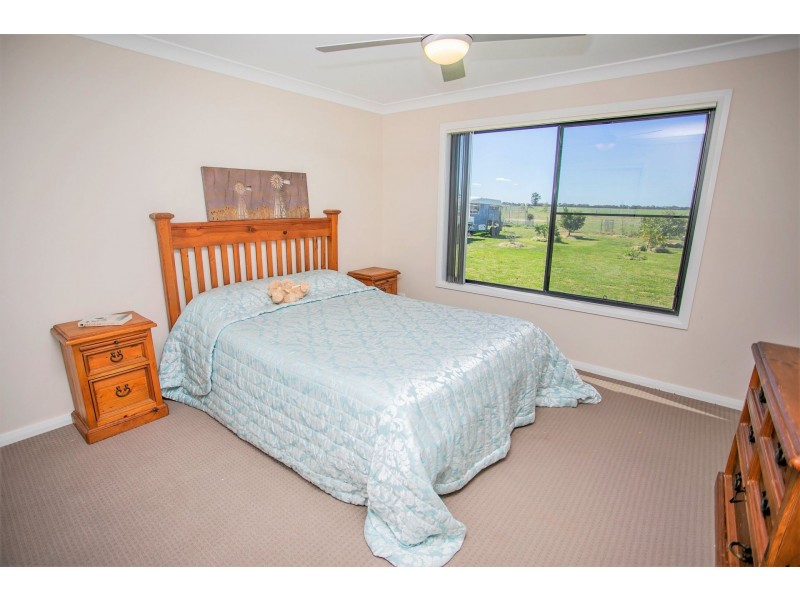 143 Ainsworth Street, Chinchilla QLD 4413