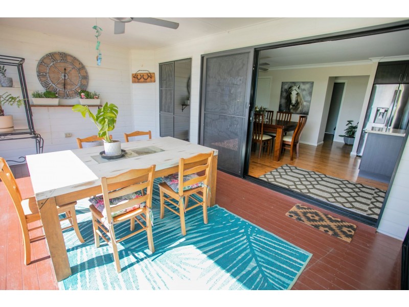 143 Ainsworth Street, Chinchilla QLD 4413