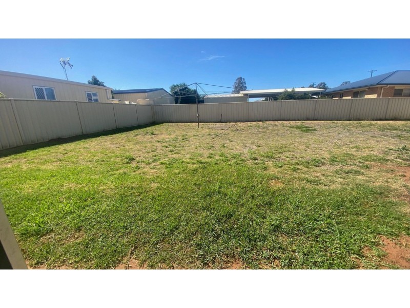 50 Wambo Street, Chinchilla QLD 4413