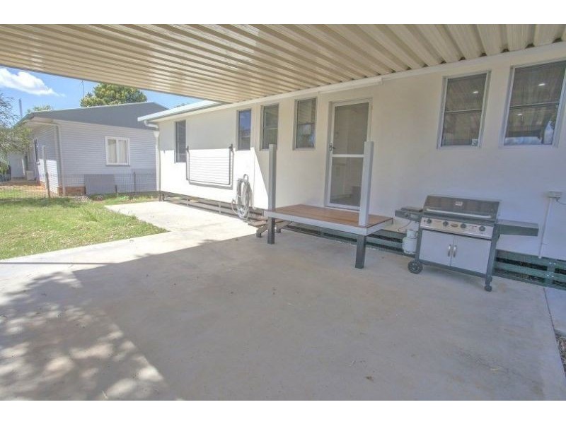 25 Barber Street, Chinchilla QLD 4413