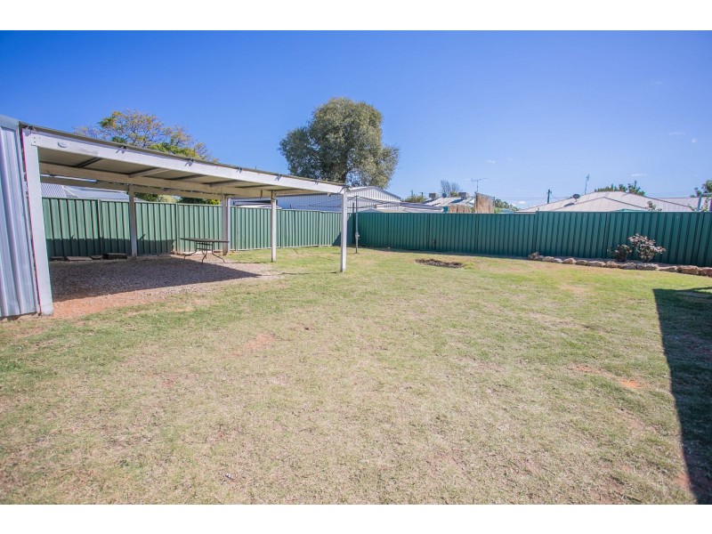 20 Evans Street, Chinchilla QLD 4413