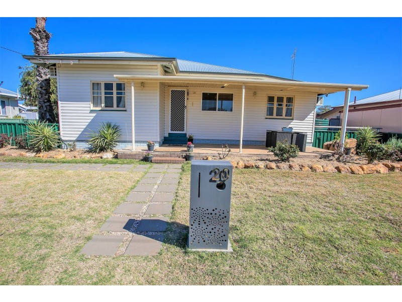 20 Evans Street, Chinchilla QLD 4413