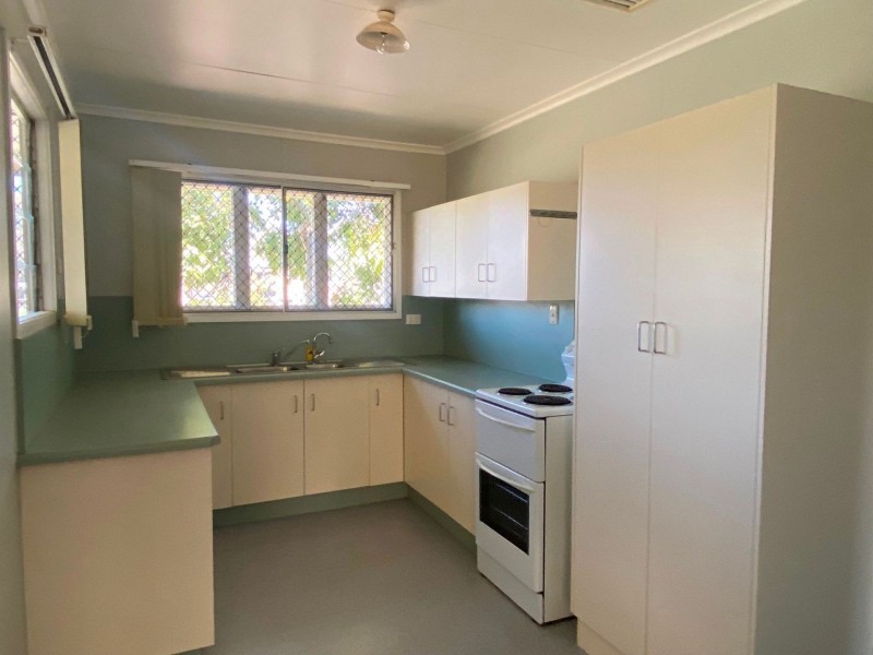 11 Kennedy St, Condamine QLD 4416