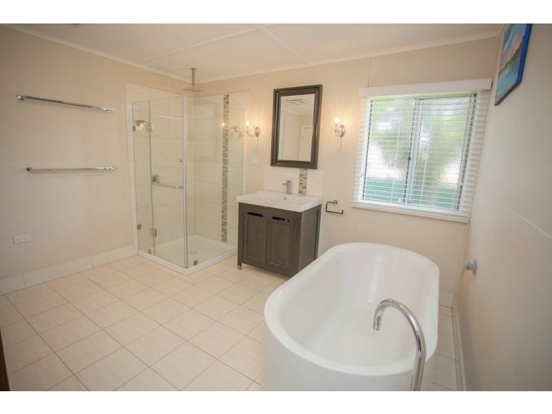 9 Fraser Street, Chinchilla QLD 4413