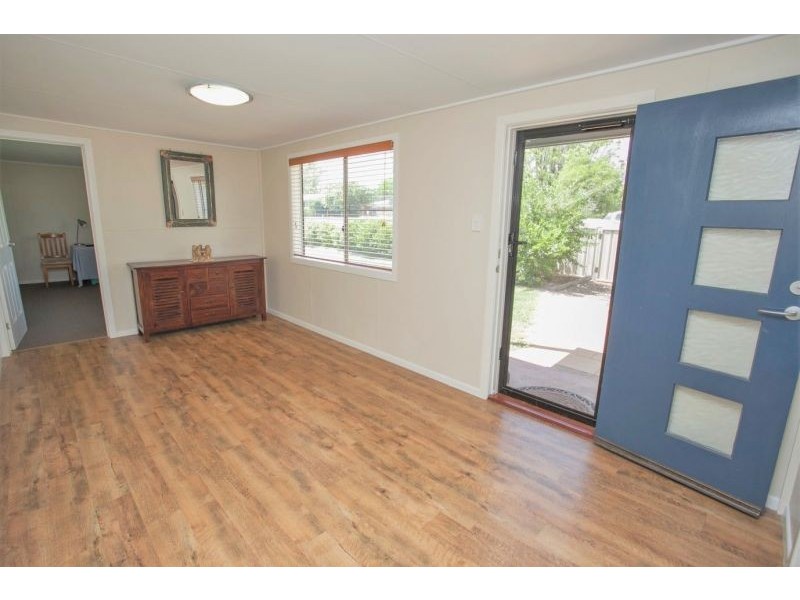 9 Fraser Street, Chinchilla QLD 4413