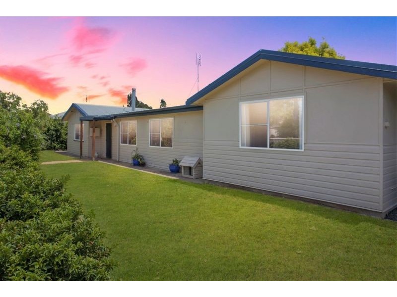 9 Fraser Street, Chinchilla QLD 4413