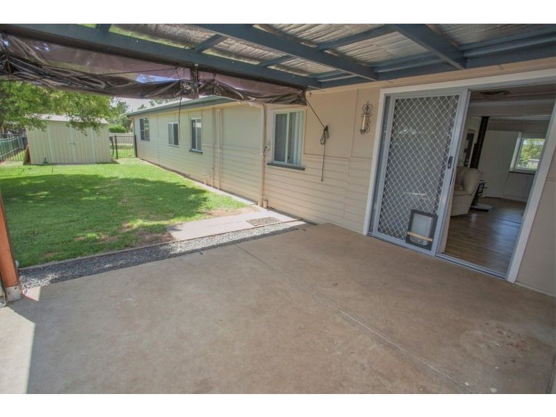9 Fraser Street, Chinchilla QLD 4413