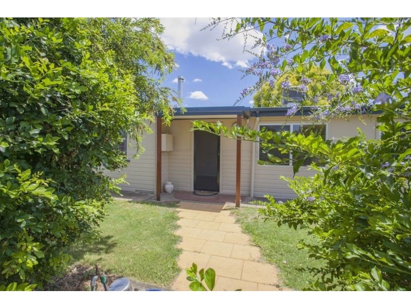 9 Fraser Street, Chinchilla QLD 4413