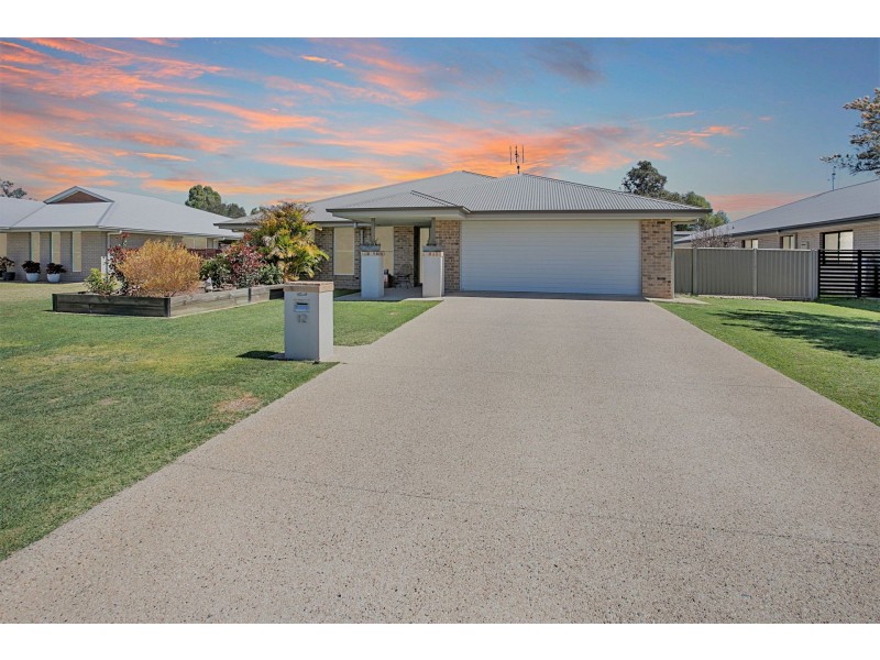 12 Parker Place, Chinchilla QLD 4413