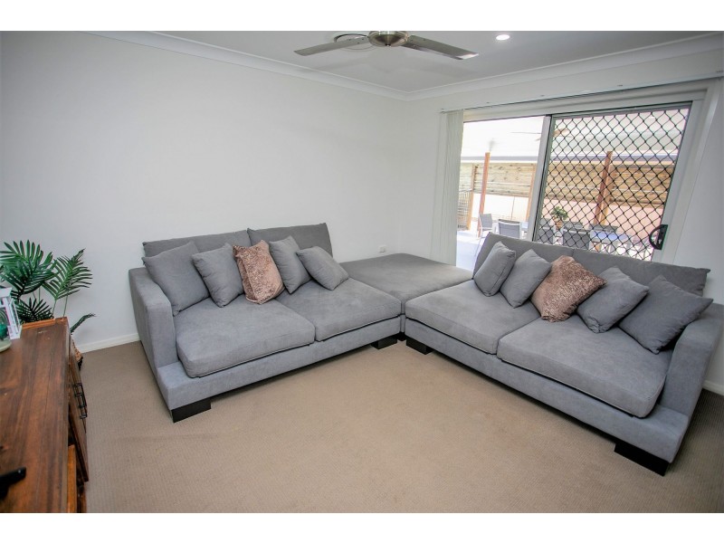 12 Parker Place, Chinchilla QLD 4413